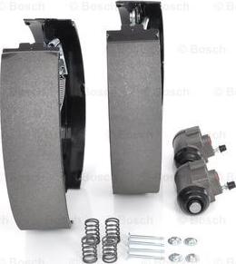 BOSCH 0 204 114 539 - Комплект гальм, барабанний механізм autozip.com.ua