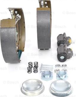 BOSCH 0 204 114 056 - Комплект гальм, барабанний механізм autozip.com.ua