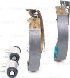 BOSCH 0 204 114 151 - Комплект гальм, барабанний механізм autozip.com.ua