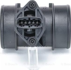 BOSCH 0 280 217 123 - Датчик потоку, маси повітря autozip.com.ua
