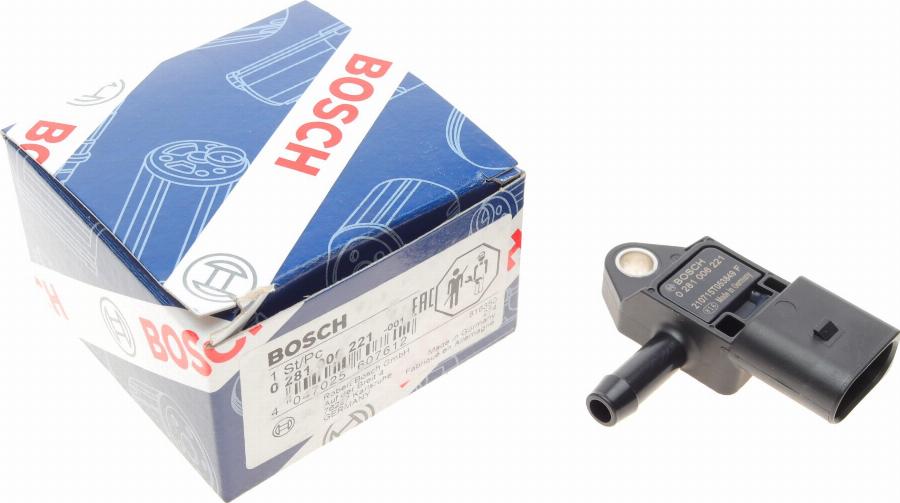 BOSCH 0 281 006 221 - Датчик, тиск вихлопних газів autozip.com.ua