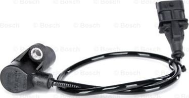 BOSCH 0 281 002 474 - ДАТЧИК ЧИСЛА ОБОРОТІВ.ДИЗ autozip.com.ua