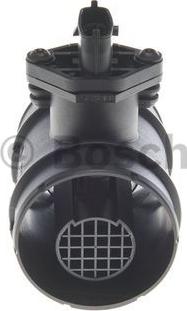 BOSCH 0 281 002 600 - Датчик потоку, маси повітря autozip.com.ua
