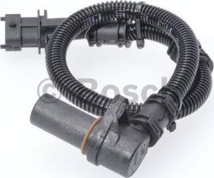 BOSCH 0 281 002 819 - Датчик імпульсів, колінчастий вал autozip.com.ua