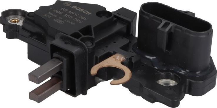 BOSCH 1 986 AE0 099 - Регулятор напруги генератора autozip.com.ua