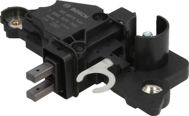 BOSCH 1 986 AE0 060 - Регулятор напруги генератора autozip.com.ua