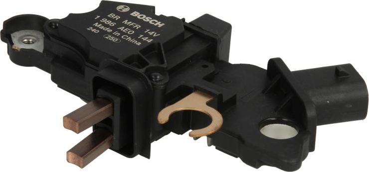 BOSCH 1 986 AE0 144 - Регулятор напруги генератора autozip.com.ua