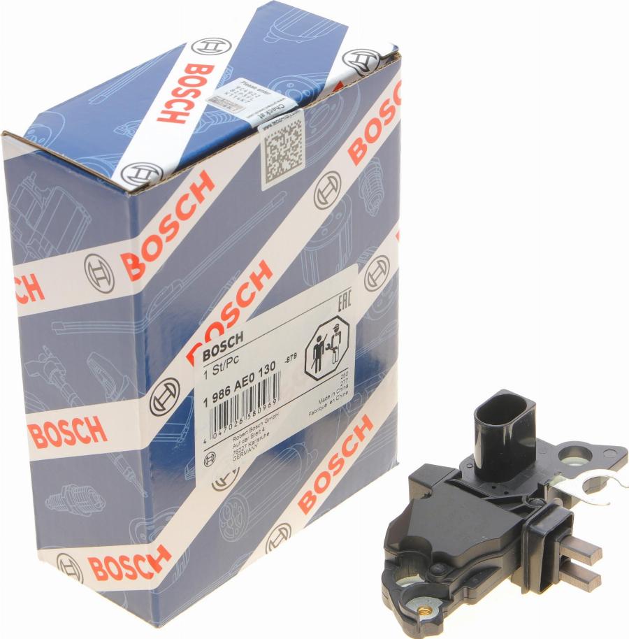 BOSCH 1 986 AE0 130 - Регулятор напруги генератора autozip.com.ua