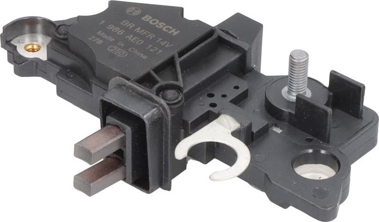 BOSCH 1 986 AE0 121 - Регулятор напруги генератора autozip.com.ua
