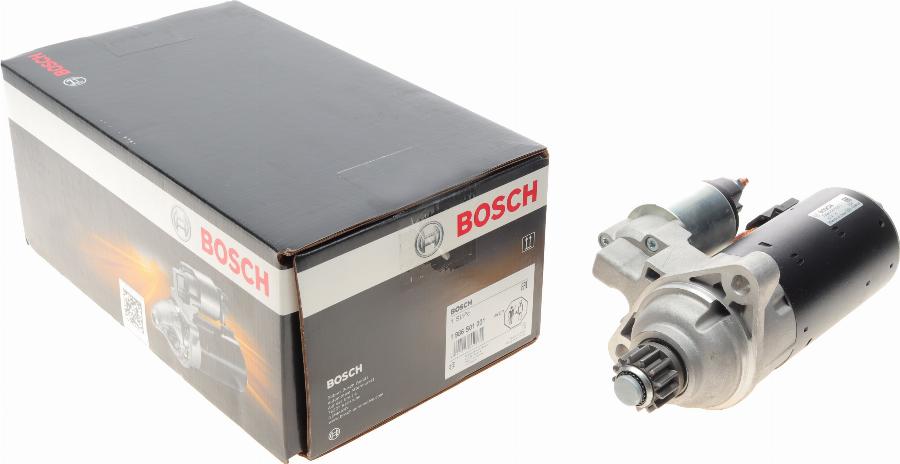 BOSCH 1 986 S01 001 - Стартер autozip.com.ua