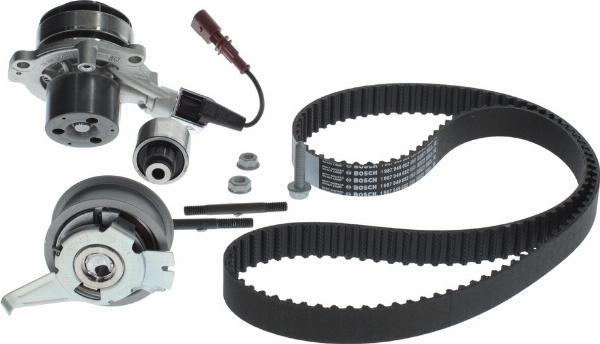 BOSCH 1 987 946 383 - Водяний насос + комплект зубчатого ременя autozip.com.ua