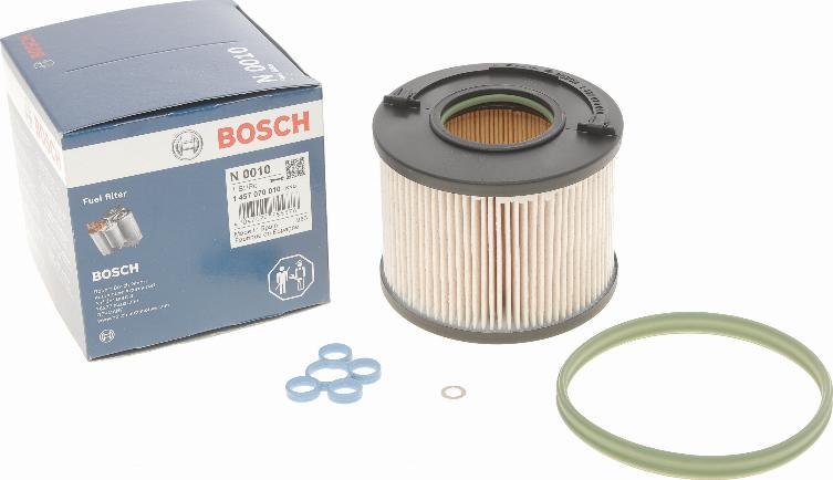 BOSCH 1 457 070 010 - Паливний фільтр autozip.com.ua