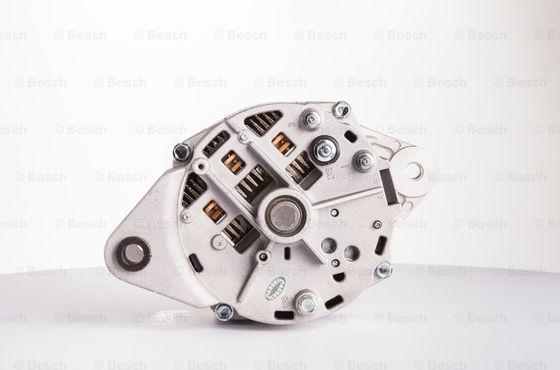 BOSCH F 042 300 065 - Генератор autozip.com.ua