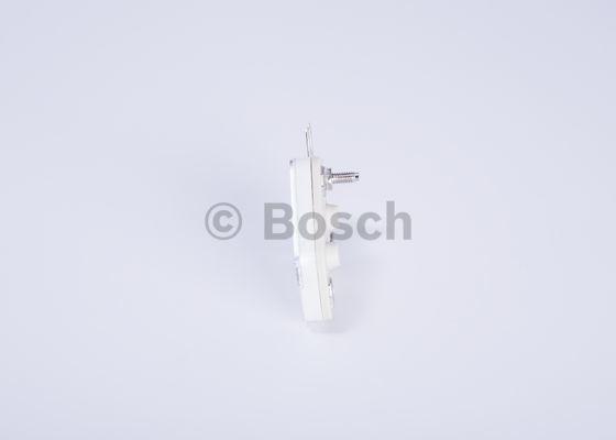 BOSCH F 042 320 208 - Регулятор напруги генератора autozip.com.ua