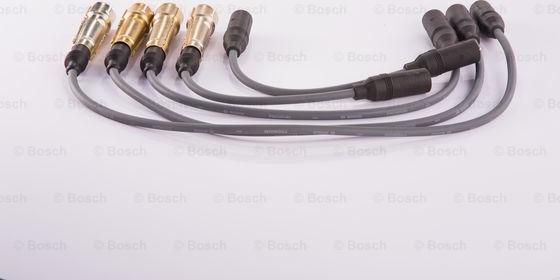 BOSCH F 000 99C 082 - Комплект проводів запалювання autozip.com.ua