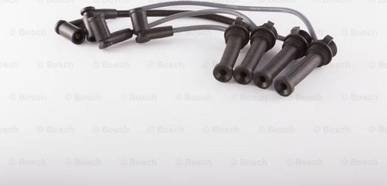 BOSCH F 000 99C 132 - Комплект проводів запалювання autozip.com.ua