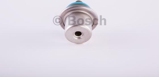 BOSCH F 000 DR0 216 - Регулятор тиску подачі палива autozip.com.ua