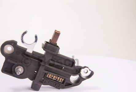 BOSCH F 000 RS0 102 - Регулятор напруги генератора autozip.com.ua