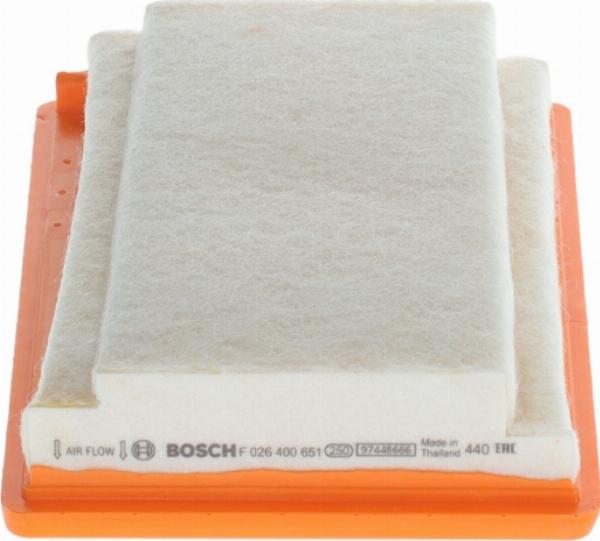BOSCH F 026 400 651 - Повітряний фільтр autozip.com.ua