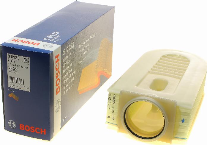 BOSCH F 026 400 133 - Повітряний фільтр autozip.com.ua