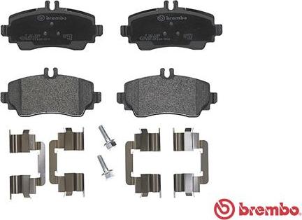 Brembo P 50 036 - Гальмівні колодки, дискові гальма autozip.com.ua