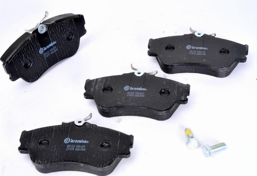 Brembo P 85 029 - Гальмівні колодки, дискові гальма autozip.com.ua