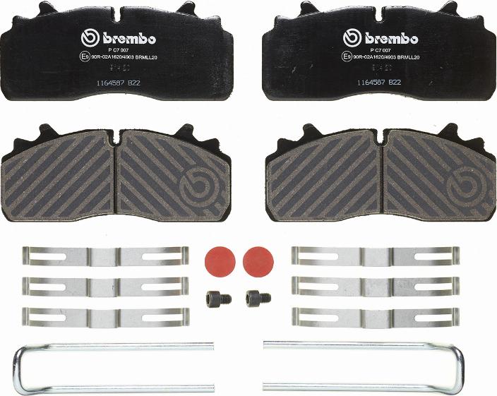 Brembo P C7 007 - Гальмівні колодки, дискові гальма autozip.com.ua