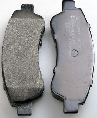 Denckermann B111039 - Гальмівні колодки, дискові гальма autozip.com.ua
