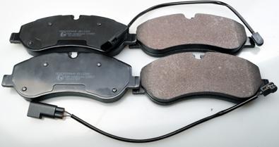 Denckermann B111290 - Гальмівні колодки, дискові гальма autozip.com.ua