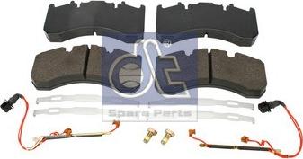 DT Spare Parts 6.95112 - Гальмівні колодки, дискові гальма autozip.com.ua