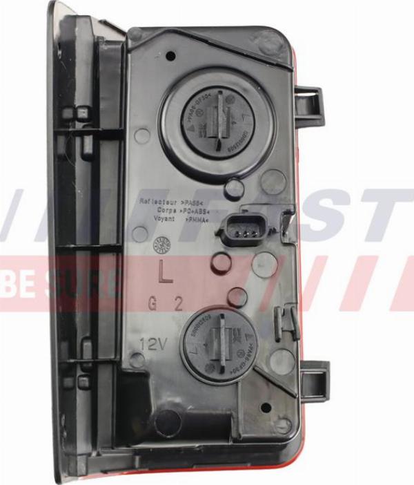 Fast FT86207 - Задні протитуманні фари autozip.com.ua