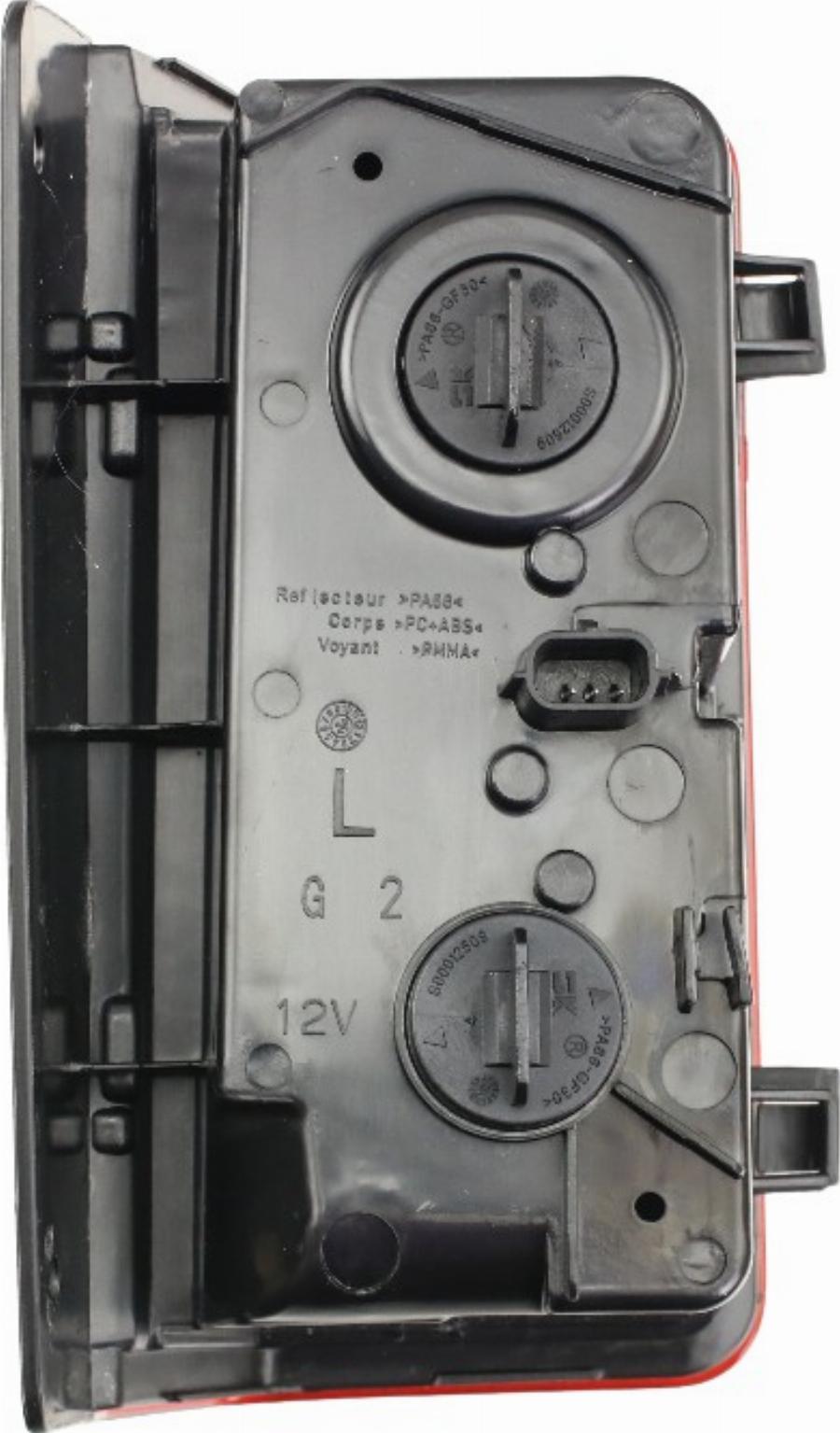 Fast FT86207 - Задні протитуманні фари autozip.com.ua