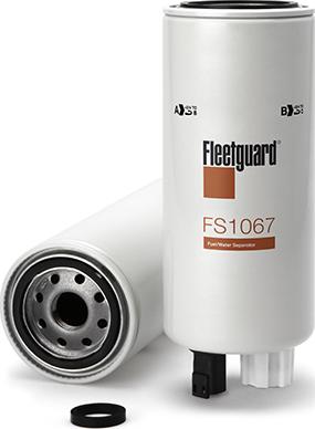 Fleetguard FS1067 - Паливний фільтр autozip.com.ua