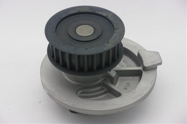 GMB GWDW-18A - Водяний насос autozip.com.ua