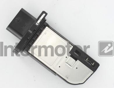 INTERMOTOR 19796 - Датчик потоку, маси повітря autozip.com.ua
