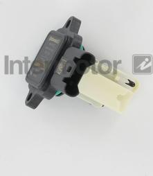 INTERMOTOR 19738 - Датчик потоку, маси повітря autozip.com.ua