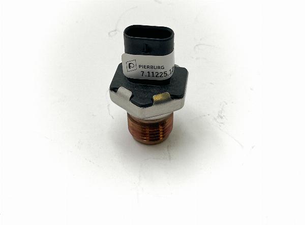 Magneti Marelli 901944 - Датчик, тиск подачі палива autozip.com.ua