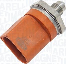 Magneti Marelli 215810015100 - Датчик, тиск подачі палива autozip.com.ua