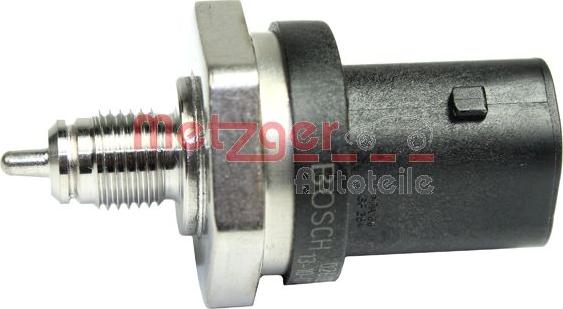Metzger 0906191 - Датчик, температури / тиску масла autozip.com.ua