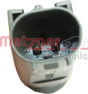 Metzger 0900898 - Датчик ABS, частота обертання колеса autozip.com.ua