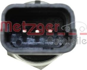 Metzger 0901302 - Датчик, рівень моторного масла autozip.com.ua