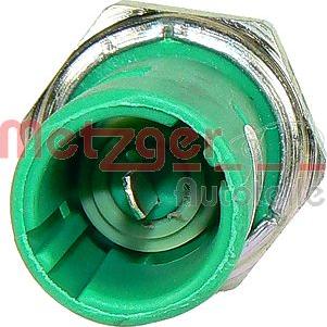 Metzger 0910033 - Датчик, тиск масла autozip.com.ua