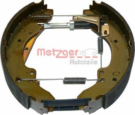 Metzger MG 383V - Комплект гальм, барабанний механізм autozip.com.ua
