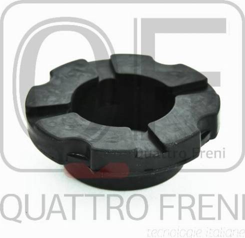 Quattro Freni QF30D00054 - Сайлентблок, важеля підвіски колеса autozip.com.ua