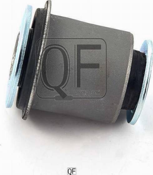 Quattro Freni QF30D00079 - Сайлентблок, важіль підвіски колеса autozip.com.ua