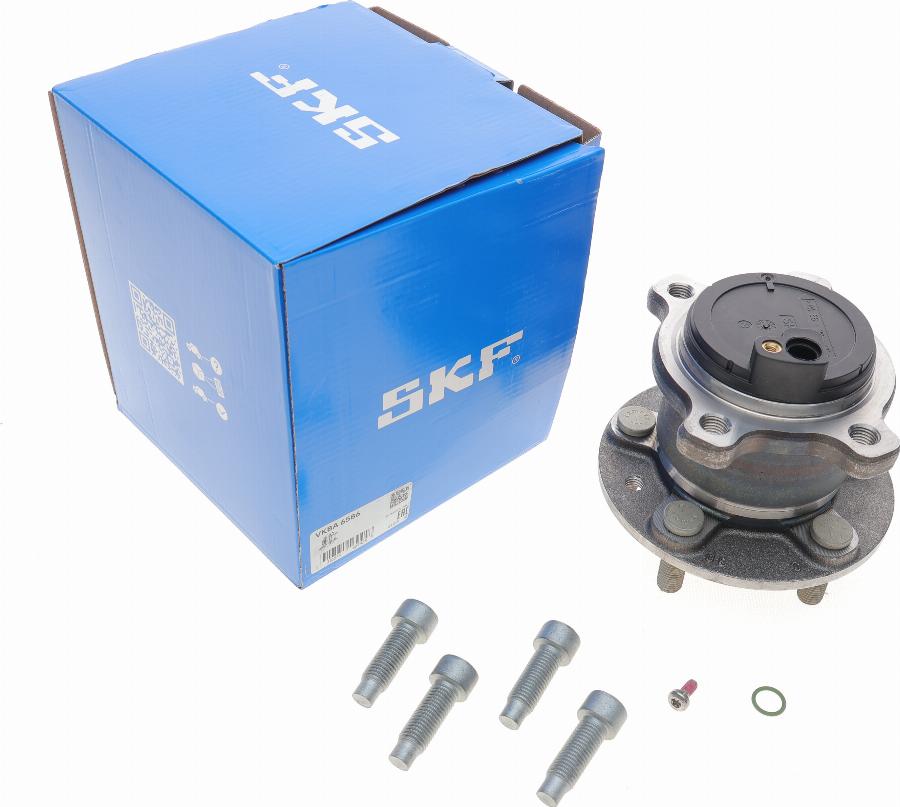 SKF VKBA 6586 - Комплект підшипника маточини колеса autozip.com.ua