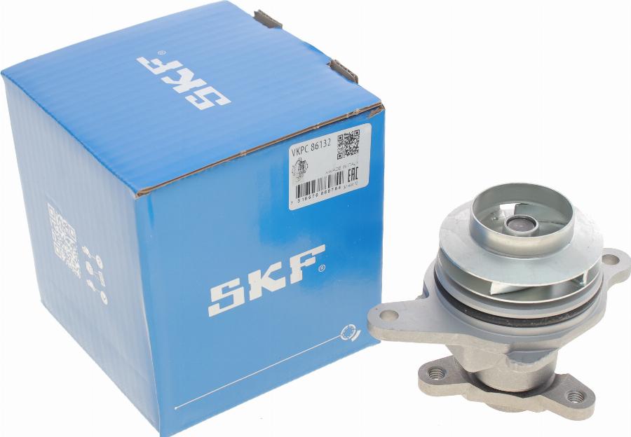 SKF VKPC 86132 - Водяний насос autozip.com.ua