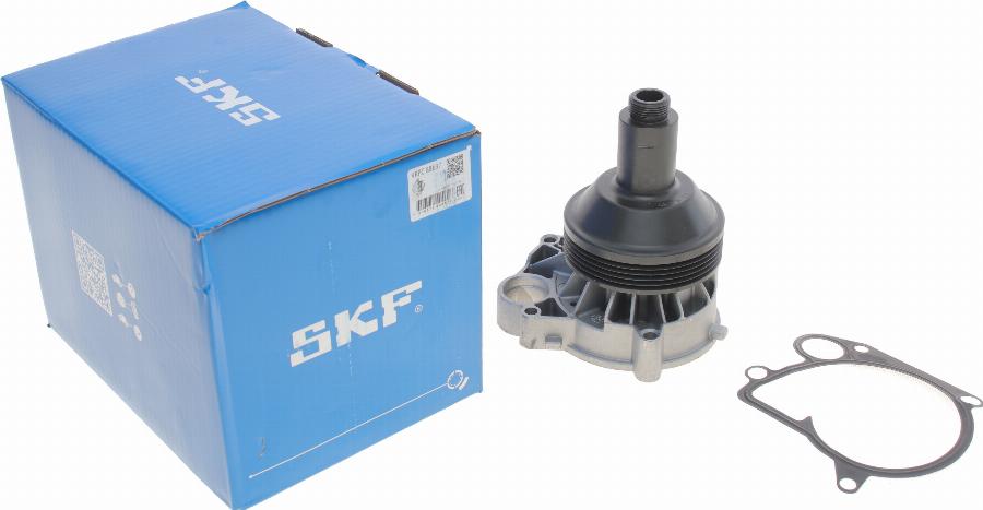 SKF VKPC 88637 - Водяний насос autozip.com.ua