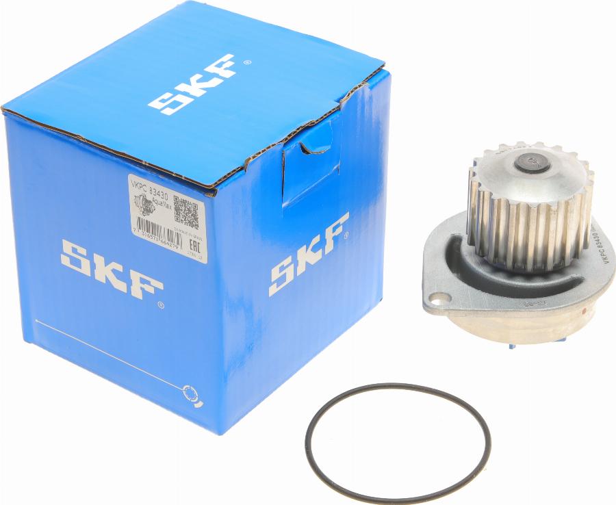 SKF VKPC 83430 - Водяний насос autozip.com.ua