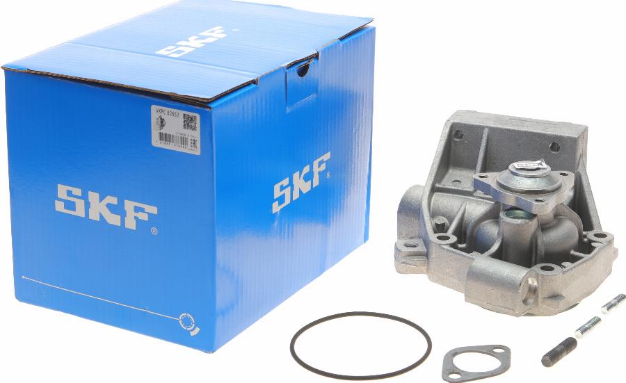 SKF VKPC 82652 - Водяний насос autozip.com.ua